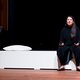 Marina Abramović in Carré is een uitputtingsslag voor performers en publiek