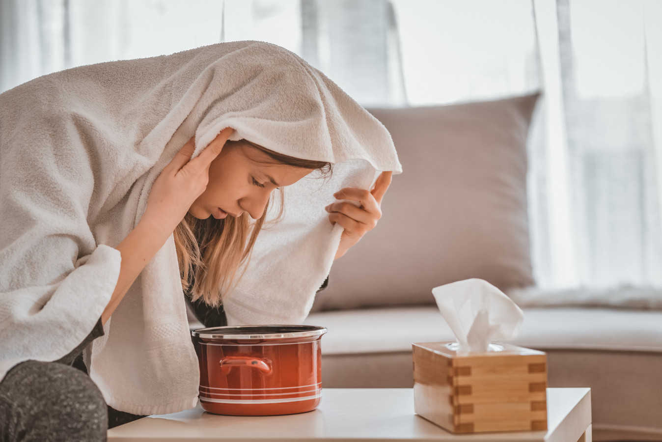 Verkouden? Laat de Vicks VapoRub, gember en uien maar in de kast | Foto | ed .nl