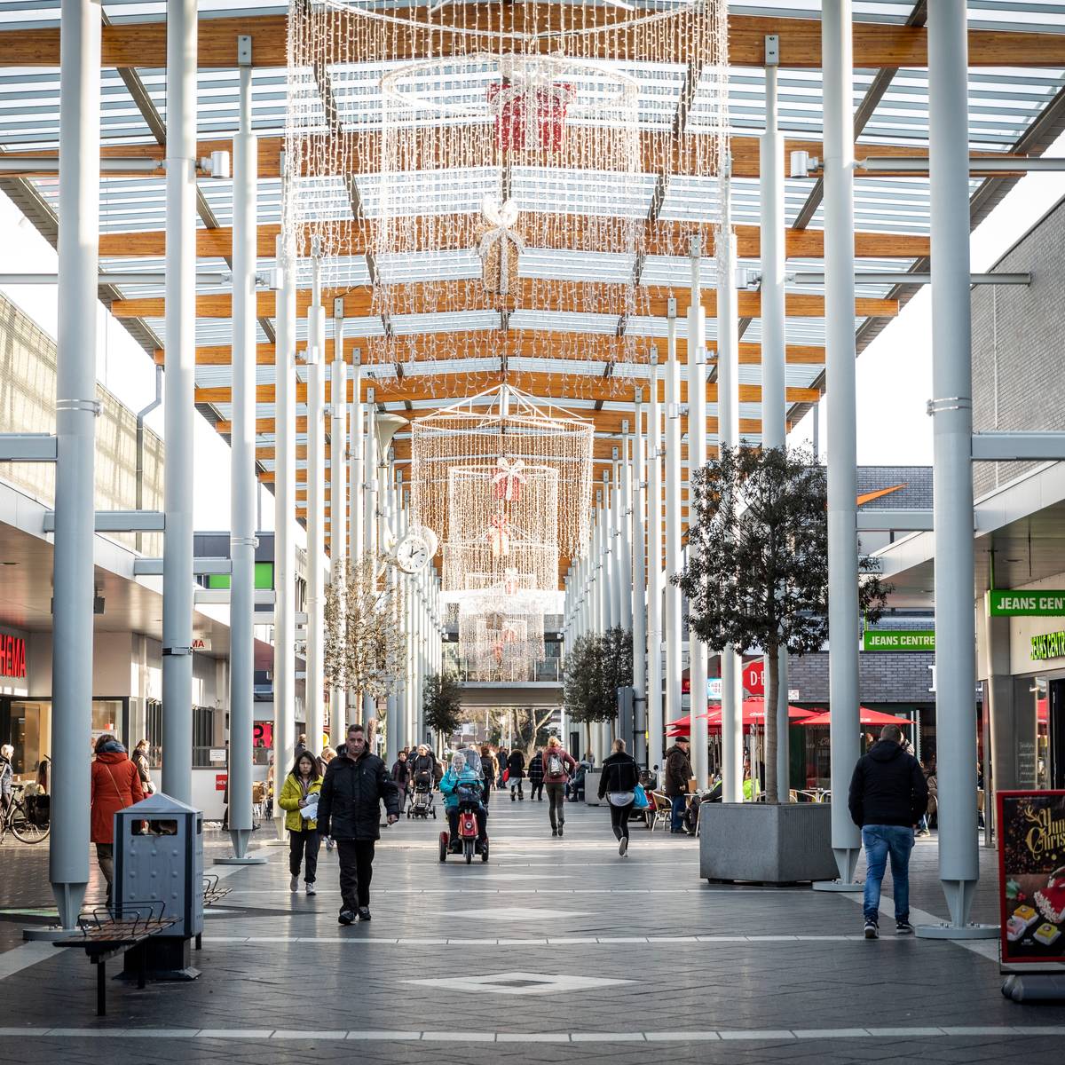 Winkelcentrum Woensel voelt zich vergeten ondernemers willen af van betaald parkeren Eindhoven bd