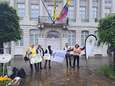 Klimaatcoalitie voert actie tegen Vlaamse regering op Martelaarsplein in Brussel 