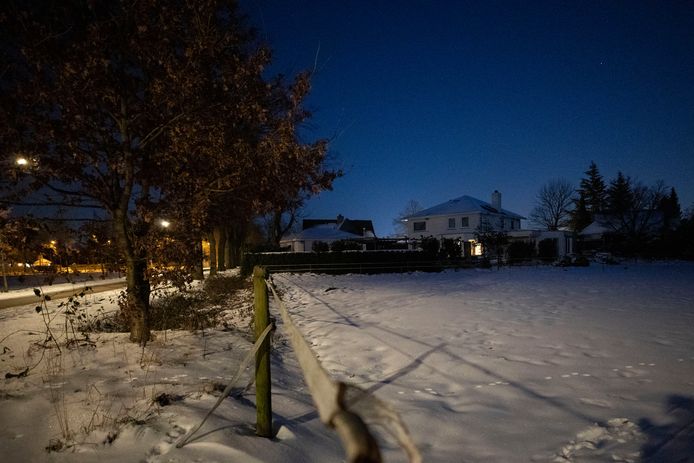 Het perceel aan de Loonderweg in Valkenswaard waar gemeente en Stichting Woninbelang een stel op leeftijd wil huisvesten in een nieuwe woonwagen.