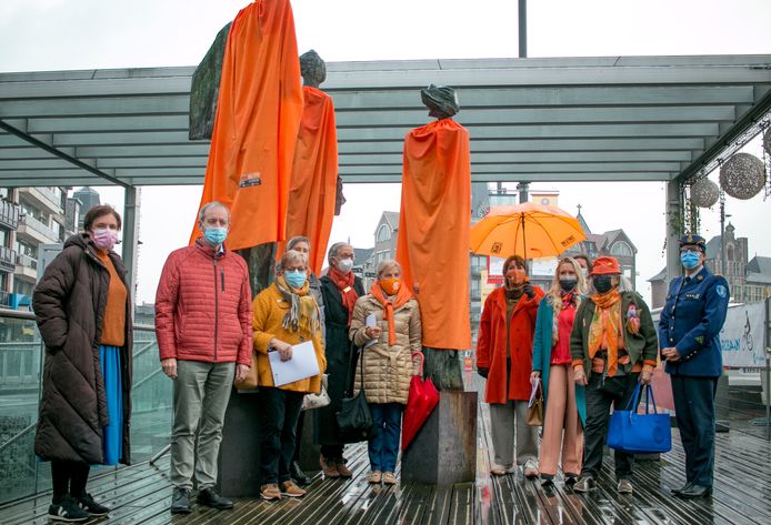 De campagne 'Orange the world' van Zonta Club Waasland en Soroptimist Land van Waas is een actie tegen gendergerelateerd geweld.