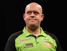 Michael van Gerwen verliest van ‘nobody’ Gilding in finale UK Open: ‘Dan word je doodziek van jezelf’