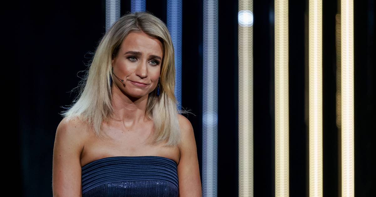 Dionne Stax Stops Radio Program On Radio 1 Show Netherlands News Live