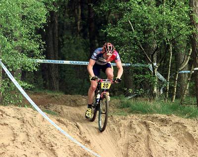 Wintertocht mountainbikers in Liessel