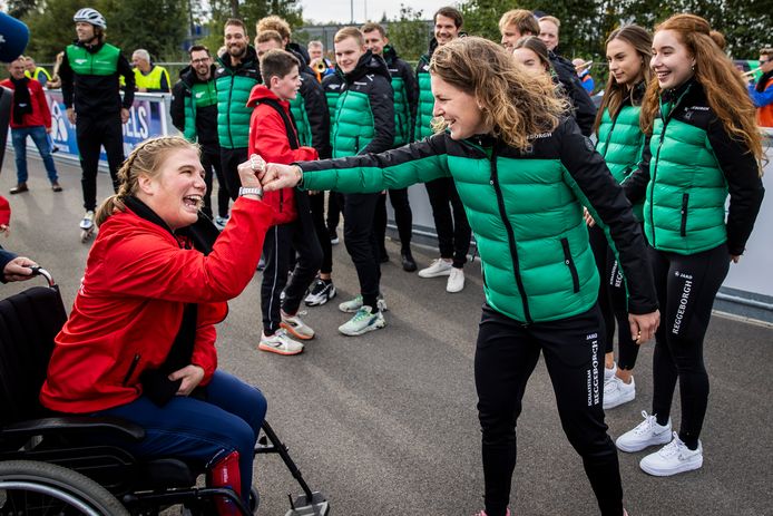 Ireen Wüst was een van de schaatsgrootheden die maandag in Rijssen aanwezig was.