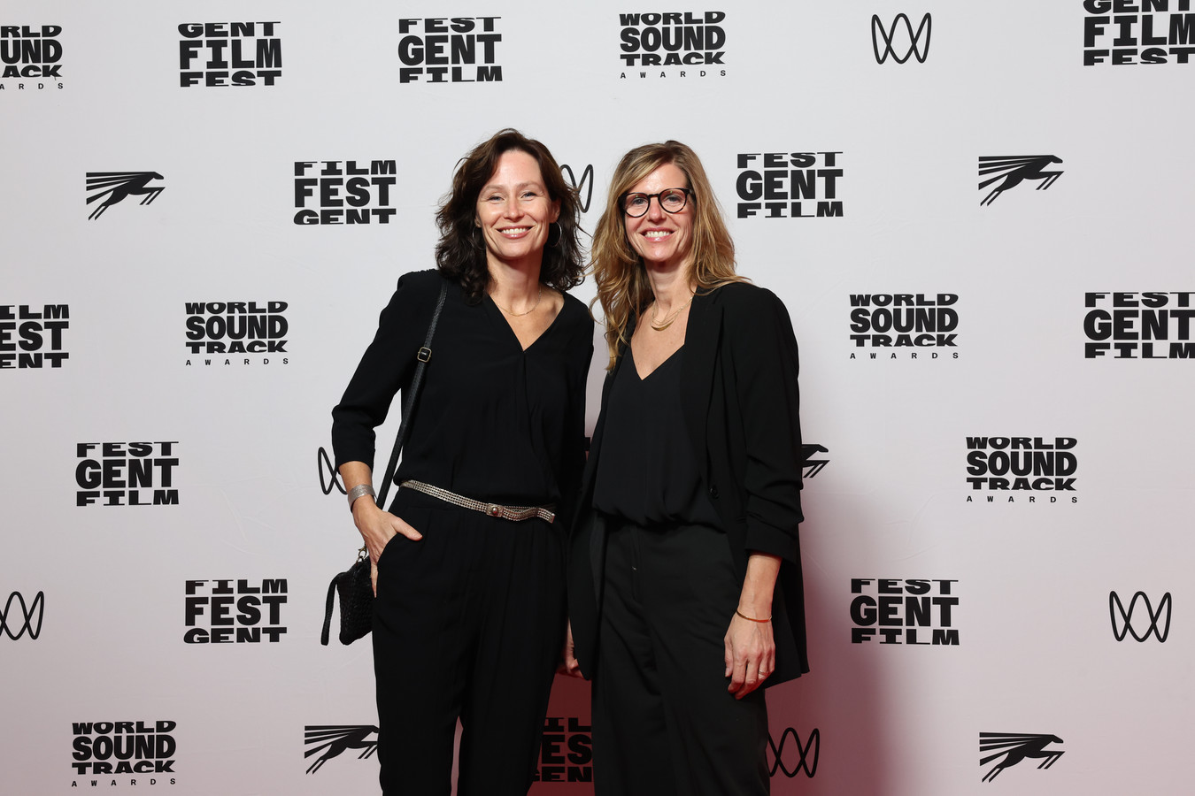 IN BEELD. Prinses Delphine neemt fakkel over van prins Laurent op Film