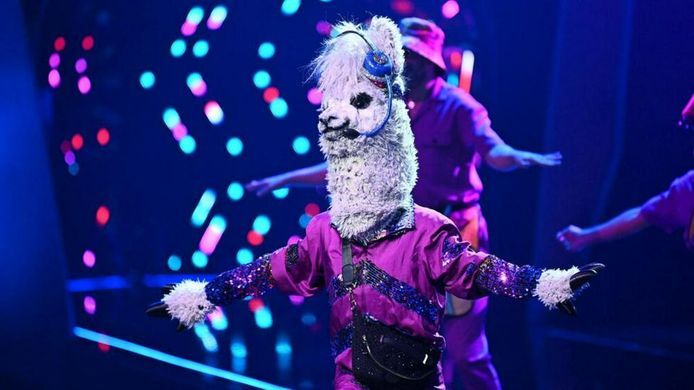 De alpaca bleek een bekende Nederlandse presentatrice te zijn in de Duitse versie van 'The Masked Singer'.