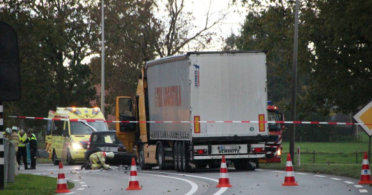 Almeloër in kritieke toestand in ziekenhuis na ongeluk op N35.