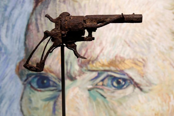 Het wapen waarmee de schilder zich mogelijk van het leven heeft beroofd.