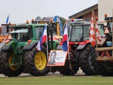 LIVE | Boze boeren blokkeren meerdere snelwegen, tractoren met giertanks in natuurgebied 