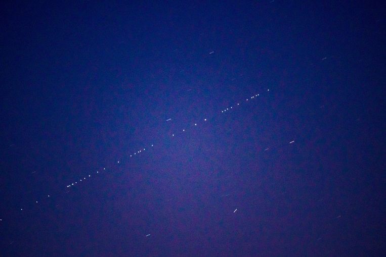 'De meeste meldingen van vorig jaar konden we snel verklaren: dat waren de Starlink-satellieten die Elon Musk net had gelanceerd.’ Beeld BELGA