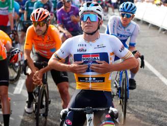 “Fouten maken mag, op voorwaarde dat Remco eruit leert”: hoe de Ronde van Catalonië een hevige generale repetitie voor de Giro werd