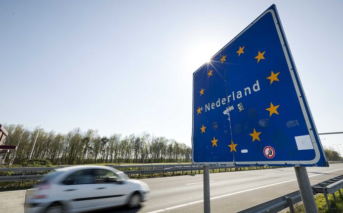 Een grensovergang naar Nederland. Archiefbeeld.