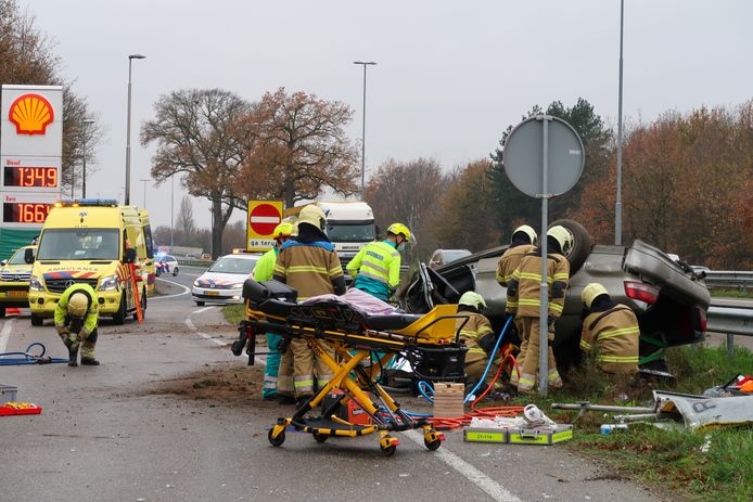 Hulpverleners aan het werk.