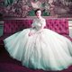 Christian Dior in het V&A: ruim baan voor dromen en buitenaardse perfectie