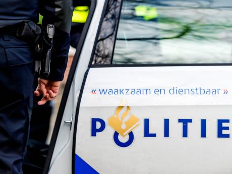 Politie zoekt twee mannen die 93-jarige vrouw uit Maassluis beroofden van haar trouwringen en ketting