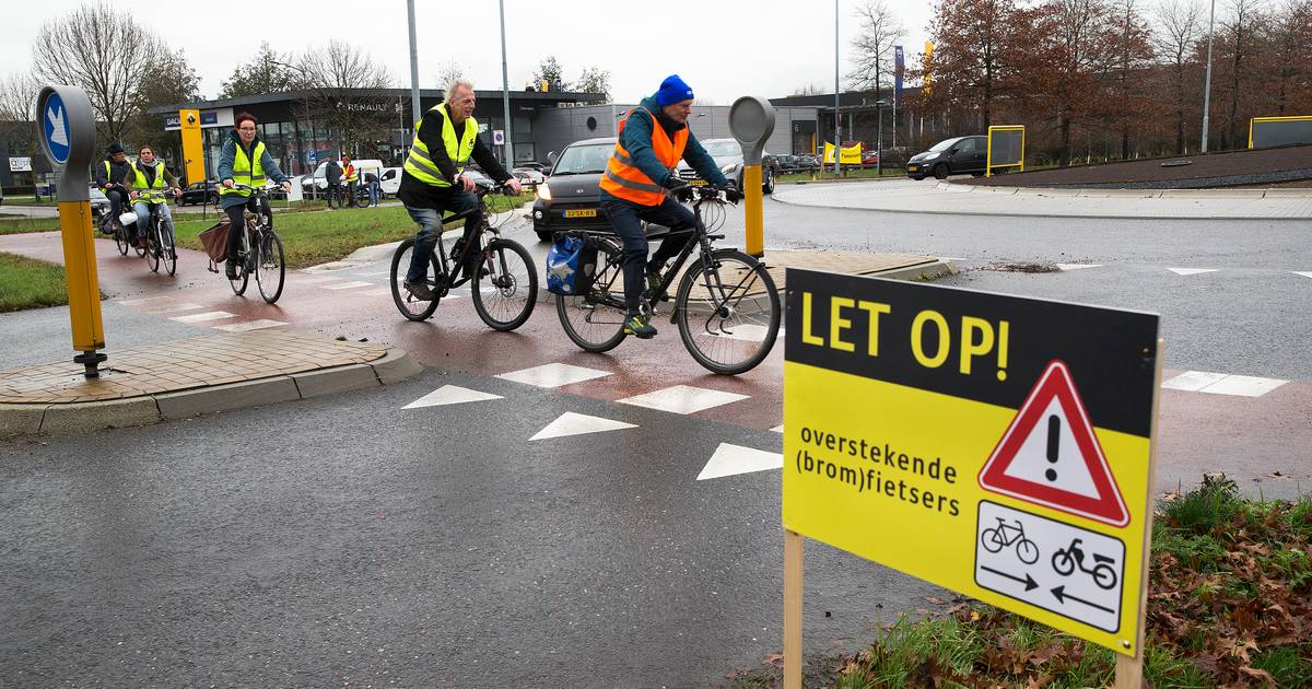 Afslag beruchte rotonde wordt afgesloten na meerdere ongelukken: ‘Dit kon niet uitblijven’.