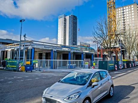 Wooncomplex in Rotterdam knalt uit de grond, straks met verdieping per week: ‘Nu gaat het snel’
