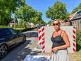 Levensge­vaar­lij­ke betonblok­ken in Dinteloord: 'Binnen een week rijdt iemand zich te pletter’