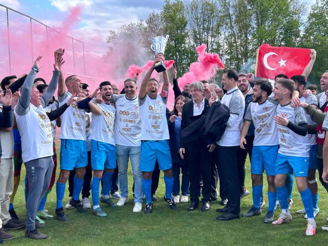 Arben Mamusha nu ook officieel kampioen met Turk Sport: “Feestje verderzetten in Antalya”