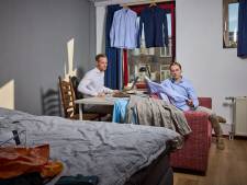 Hou je niet van strijken, maar moet je wel vaak een overhemd aan? Jan-Jaap (22) heeft de oplossing