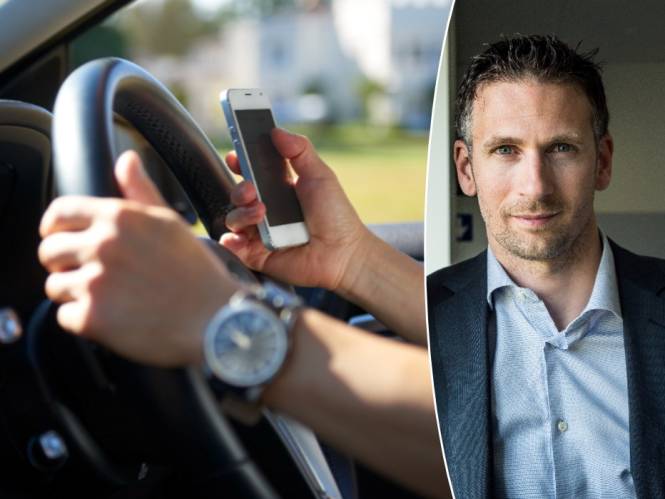“Je kan zelfs automatisch een bericht sturen om te melden dat je achter het stuur zit”: verkeersexpert geeft advies om veilig te rijden en boetes te voorkomen