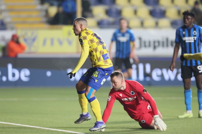 Gli orologi Bruno Mignolet sfruttano appieno la sua bellezza.