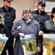 Srebrenica-vrouwen protesteren tegen Peter Handke