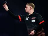GRAND SLAM OF DARTS. Mike De Decker verliest ondanks bijna-ninedarter eerste wedstrijd van Clemens, Van Barneveld verliest nipt bij comeback