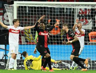 LIVE buitenlands voetbal | Leverkusen ontsnapt weer, PSG moet aan de bak in kampioenswedstrijd