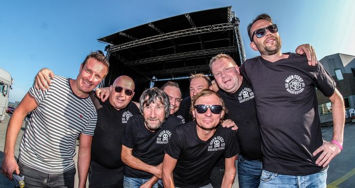 Moen Feest gaat door, en wordt meteen een vierdaagse.  Hier een groepsfoto van op de laatste editie, in 2019.