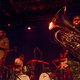 Sax verandert alles: Sons of Kemet zetten Nosta onder stoom met feestelijke jazz