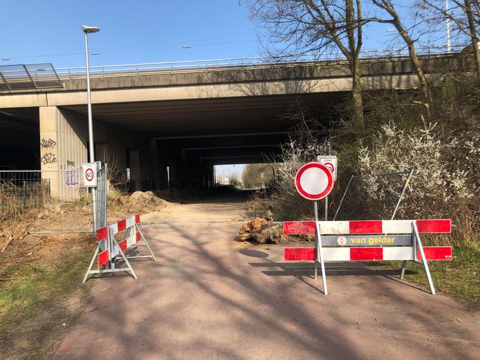 Het werk aan de Mereveldseweg is hervat