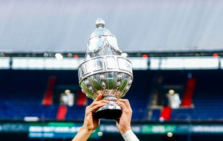 vergaan Doe mee Classificeren Ajax op bezoek bij Feyenoord in halve finale beker, PSV naar Spakenburg