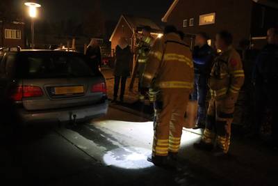 Automobiliste met lekke tank legt dieselspoor door Edese wijk