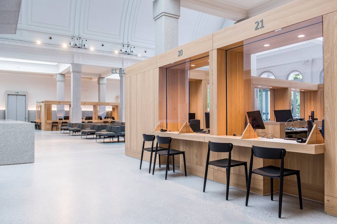 ‘Mensen in armoede dreigen uitgesloten te worden’: experts waarschuwen voor ‘zorgwekkende’ publieke dienstverlening