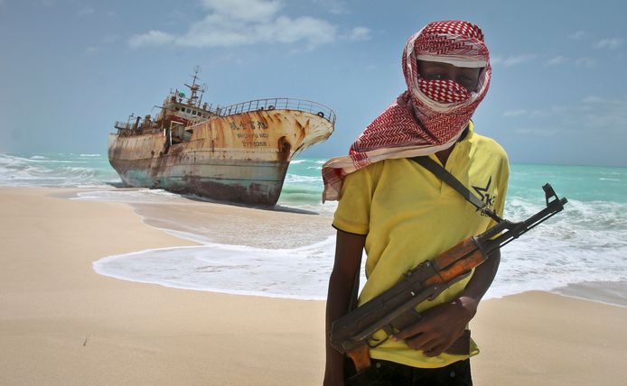 piraten-kapen-vrachtschip-voor-kust-van-somali-buitenland-hln-be