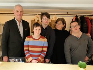 Sjarabangers aan de slag in Het Kunstuur voor Wereld Downsyndroomdag: “Mensen moeten verder kijken dan hun beperking”