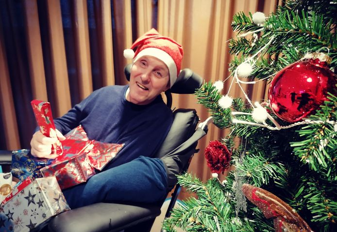 De Lovie vzw uit Poperinge en vzw Het Havenhuis in Lo-Reninge gaan fusioneren. Pascal, die ondersteuning krijgt van vzw Het Havenhuis