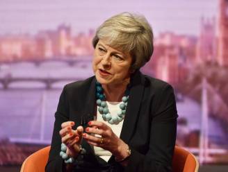 May waarschuwt parlementsleden voor "onbekend terrein" als ze brexitakkoord verwerpen