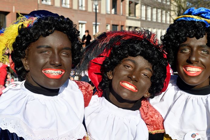 Korting Zakenman grootmoeder Amersfoort neemt definitief afscheid van Zwarte Piet | Amersfoort | AD.nl
