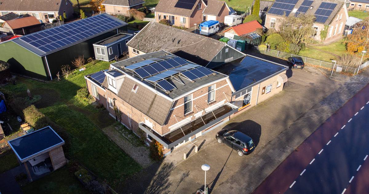 Oude supermarkt in Lemele maakt plaats voor nieuwe woningen: ‘Jongeren boven, ouderen beneden’