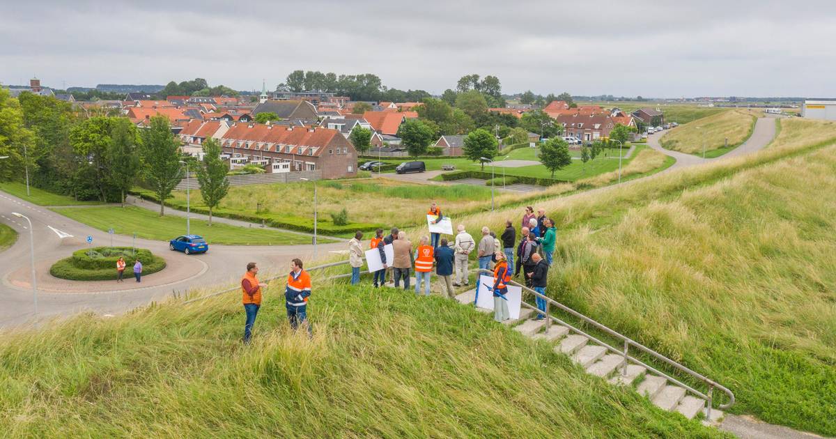 Schoorse Zeedijk bij Hansweert gaat dicht voor (brom)fietsers; dat wordt negen maanden omfietsen