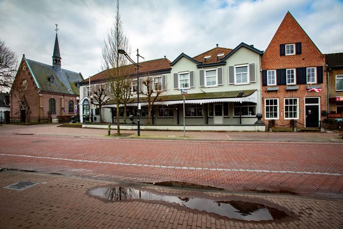 Het voormalige hotel Vangaelen aan de Kapelstraat in Heeze.