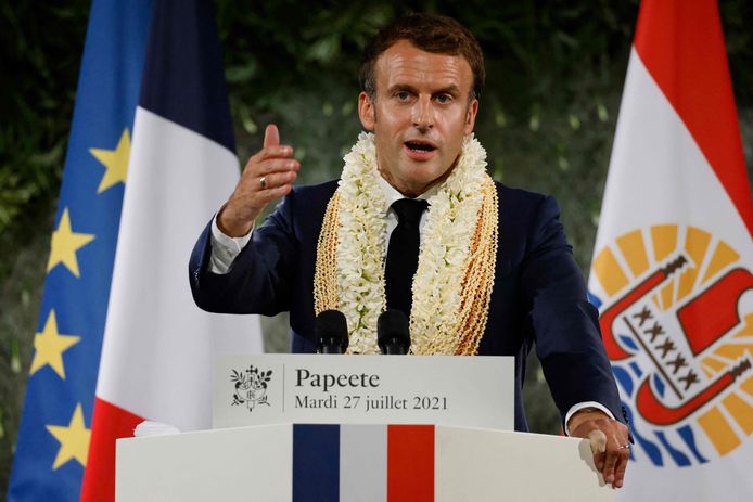 “J’assume et je veux la vérité et la transparence avec vous”, a déclaré Emmanuel Macron dans un discours devant les responsables polynésiens, en affirmant que les victimes de ces essais devaient être mieux indemnisées.