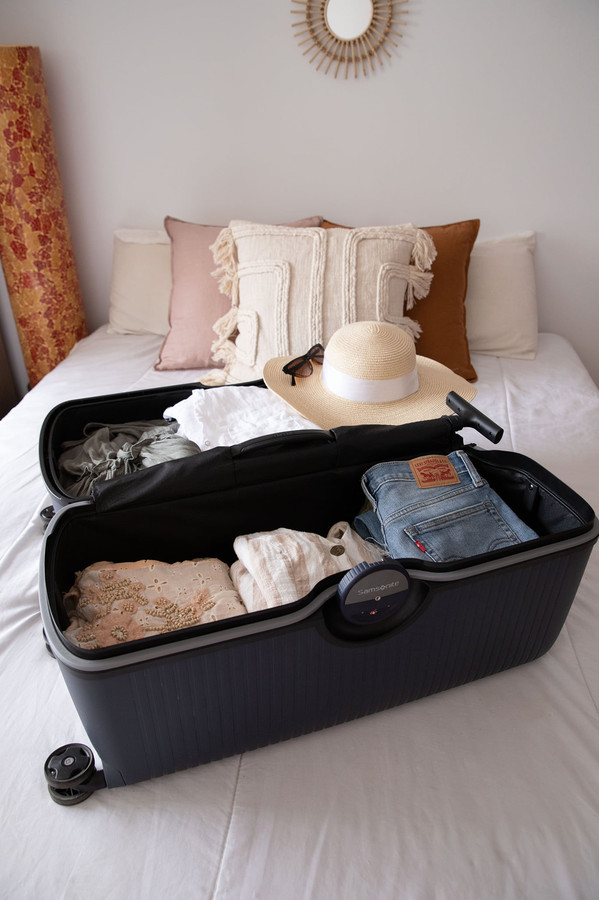 Alert Jabeth Wilson Voorbijgaand We reizen anders, dus komt Samsonite met 'koffer van de toekomst': de  handigste valies opent... vooraan | Foto | hln.be