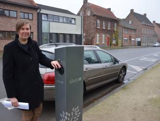 Stad heeft spreidingsplan voor publieke laadpalen klaar: “Dit jaar minstens 11 laadpunten extra in Lokeren”