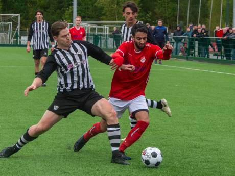 Spakenburg vervolgt titeljacht en topper voor Veensche Boys: dit is het voetbalprogramma