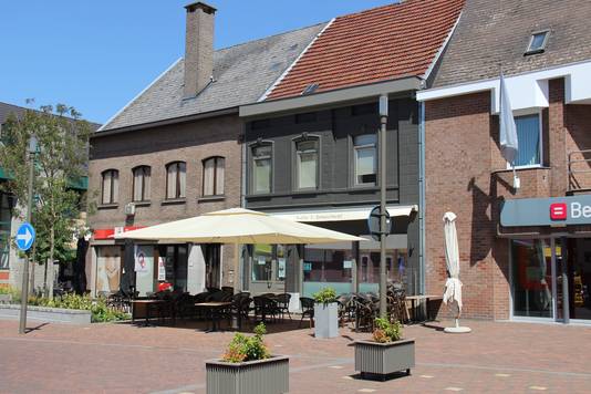 Cafés in Brakel sluiten uit voorzorg.